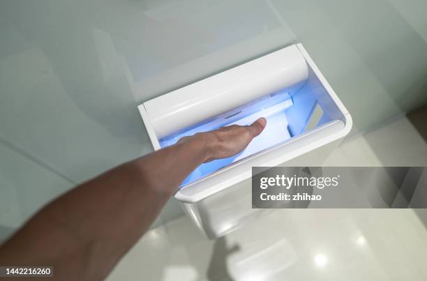 use a hand dryer - hand dryer stock pictures, royalty-free photos & images