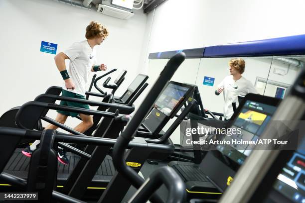 Andrey Rublev runs on treadmill before match during day two of the Nitto ATP Finals at Pala Alpitour on November 14, 2022 in Turin, Italy.