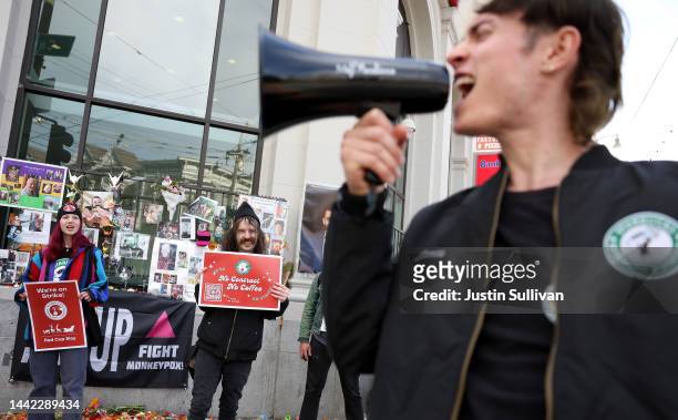 Striking Starbucks workers hold signs and chant outside of a Starbucks coffee shop during a national strike on November 17, 2022 in San Francisco,...
