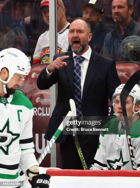 Head coach Pete DeBoer of the Dallas Stars handles the bench during the third period against the Florida Panthers at FLA Live Arena on November 17,...