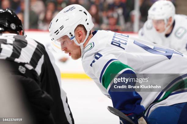 8,604 Wild Canucks Stock Photos, High-Res Pictures, and Images - Getty Images