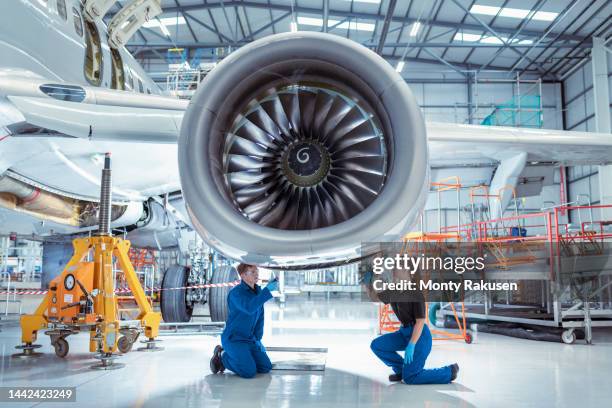 Jet Engine Maintenance Photos and Premium High Res Pictures - Getty Images