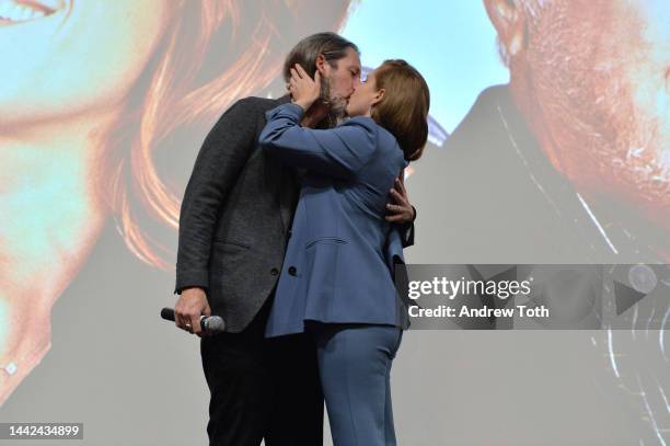 Darren Le Gallo and Amy Adams attend the Sam & Kate Los Angeles screening at Fine Arts Theatre on November 17, 2022 in Beverly Hills, California.