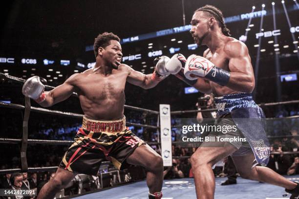 June 25: Keith Thurman defeats Shawn Porter by Unanimous Decision on June 25th, 2016 in Brooklyn.