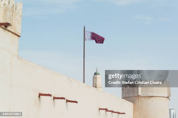 al koot fort in doha, the capital of qatar - doha desert stock pictures, royalty-free photos & images