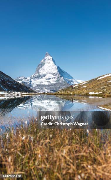 alpen matterhorn zermatt - alpenglow - fotografias e filmes do acervo