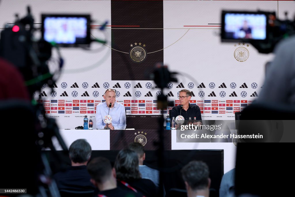 The role of player influence in coaching decisions The role of player influence in coaching decisions