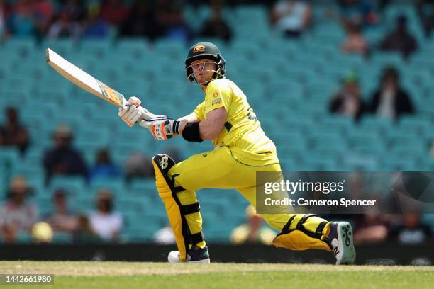 Steven Smith of Australia bats during Game 2 of the One Day International series between Australia and England at Sydney Cricket Ground on November...