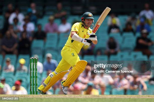 Travis Head of Australia bats during Game 2 of the One Day International series between Australia and England at Sydney Cricket Ground on November...