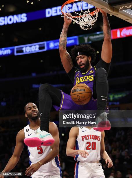 Lakers 128, Pistons 121: Best photos from Los Angeles
