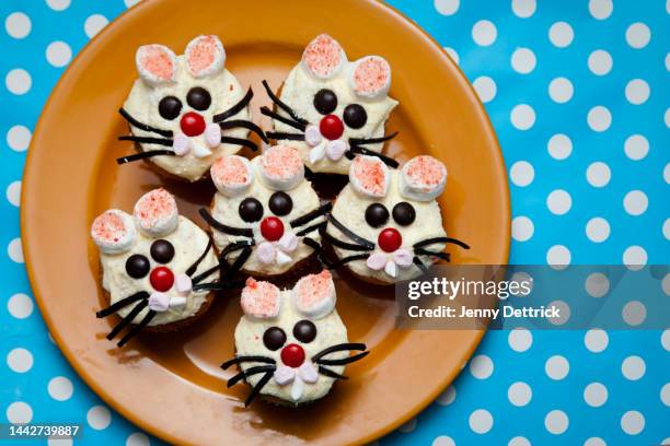 animal cupcakes - birthday cake overhead stock pictures, royalty-free photos & images