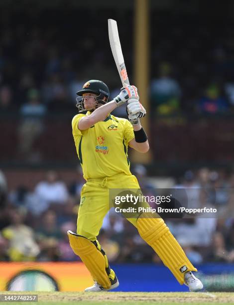 Steve Smith of Australia bats during Game 2 of the One Day International series between Australia and England at Sydney Cricket Ground on November...