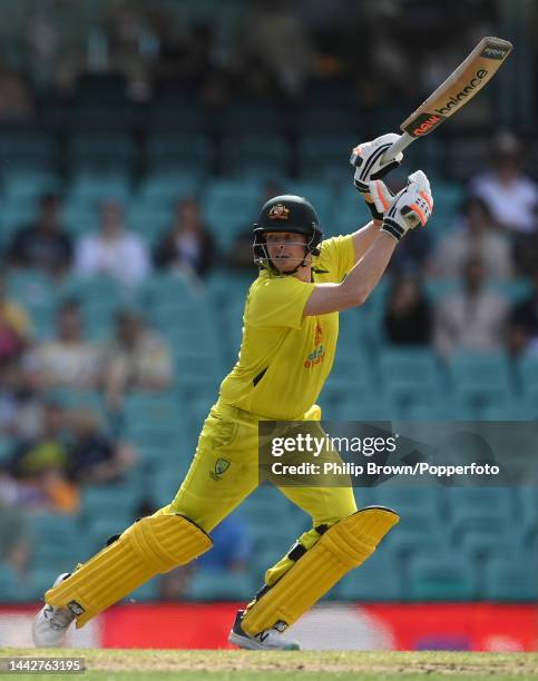 Steve Smith of Australia bats during Game 2 of the One Day International series between Australia and England at Sydney Cricket Ground on November...