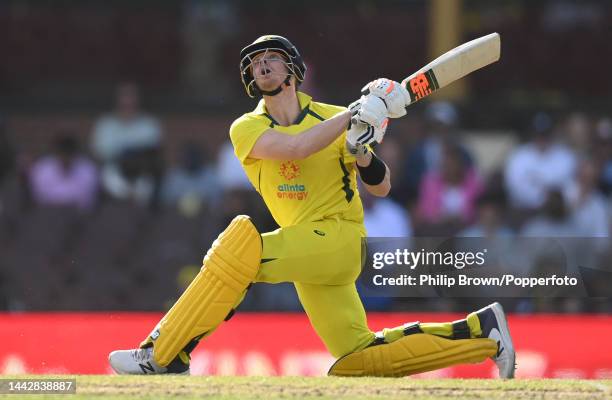 Steve Smith of Australia bats during Game 2 of the One Day International series between Australia and England at Sydney Cricket Ground on November...