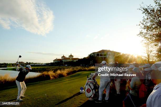 Hyo Joo Kim of Korea plays her shot from the 18th tee during the third round of the CME Group Tour Championship at Tiburon Golf Club on November 19,...