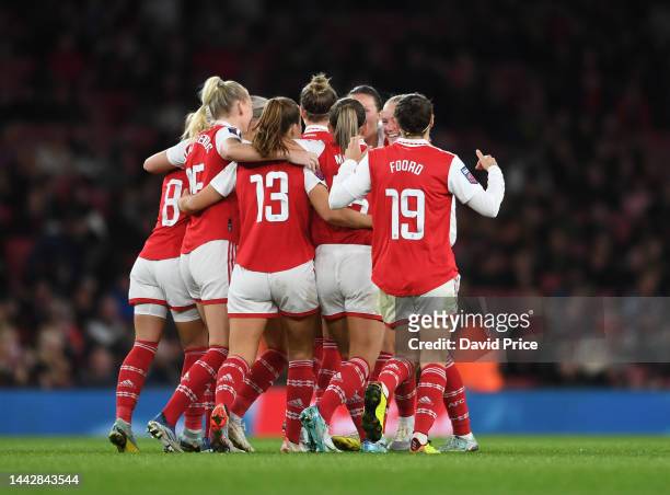Frida Maanum celebrates scoring Arsenal's 1st goal with her team mates during the WSL match between Arsenal Women and Manchester United Women during...