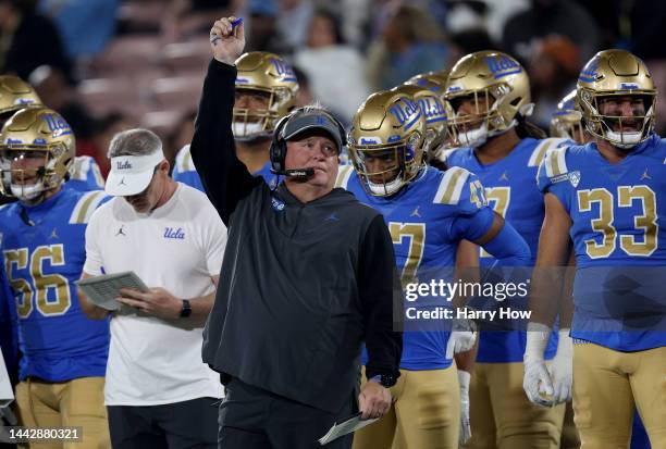 Head coach Chip Kelly of the UCLA Bruins reacts against the USC Trojans during the second quarter in the game at Rose Bowl on November 19, 2022 in...