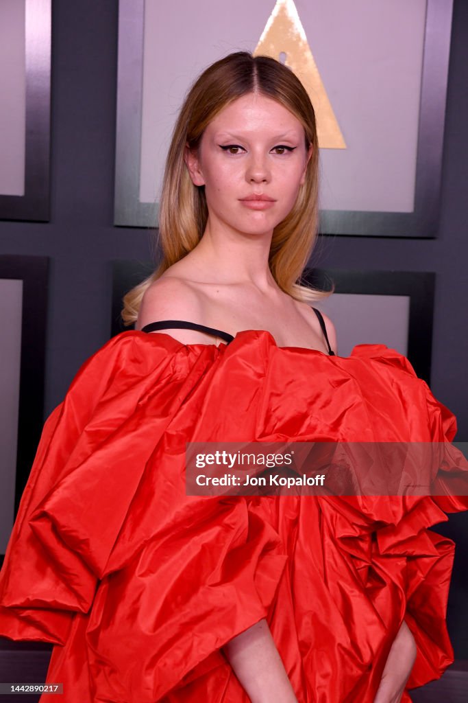 https://media.gettyimages.com/id/1442890217/photo/academy-of-motion-picture-arts-and-sciences-13th-governors-awards.jpg?s=1024x1024&w=gi&k=20&c=em_07iFa0Xb07w4J-gZyKIukTwjKcUFiA9VY24jCAPA=