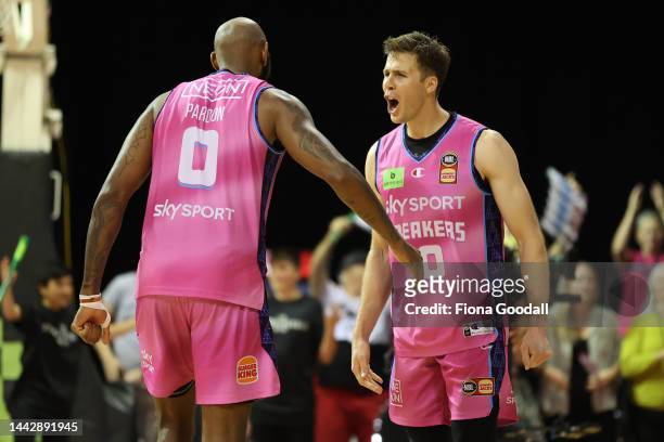 Tom Abercrombie of the New Zealand Breakers celebrates during the round seven NBL match between New Zealand Breakers and Adelaide 36ers at The Trusts...