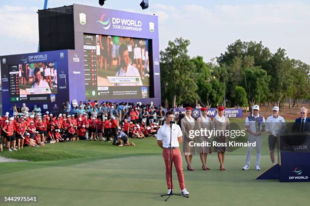 Rory McIlroy of Northern Ireland speaks to the crowd after winning the DP World Tour Championship during Day Four of the DP World Tour Championship...