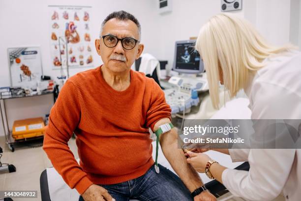 captura de sangue - blood donation - fotografias e filmes do acervo