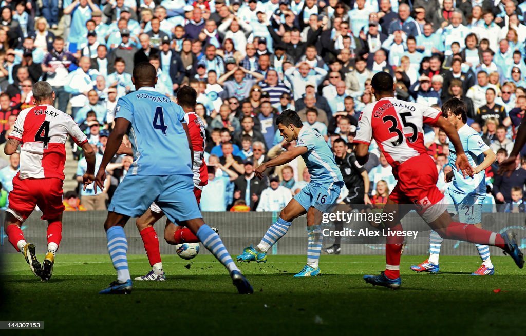 Manchester City v Queens Park Rangers - Premier League