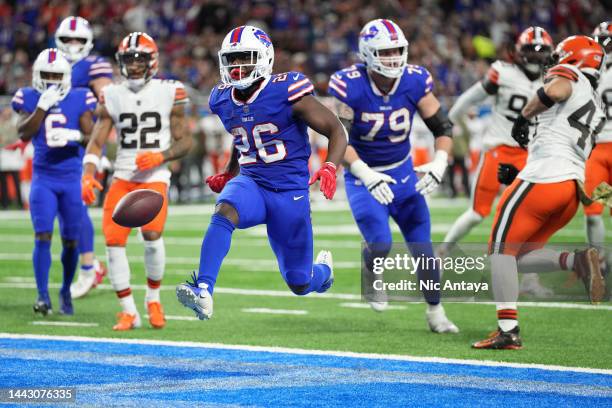 Devin Singletary of the Buffalo Bills celebrates after scoring a touchdown during the third quarter against the Cleveland Browns at Ford Field on...