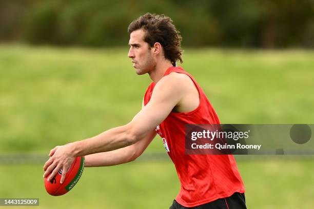 Max King of the Saints kicks during a St Kilda Saints AFL training session at RSEA Park on November 21, 2022 in Melbourne, Australia.