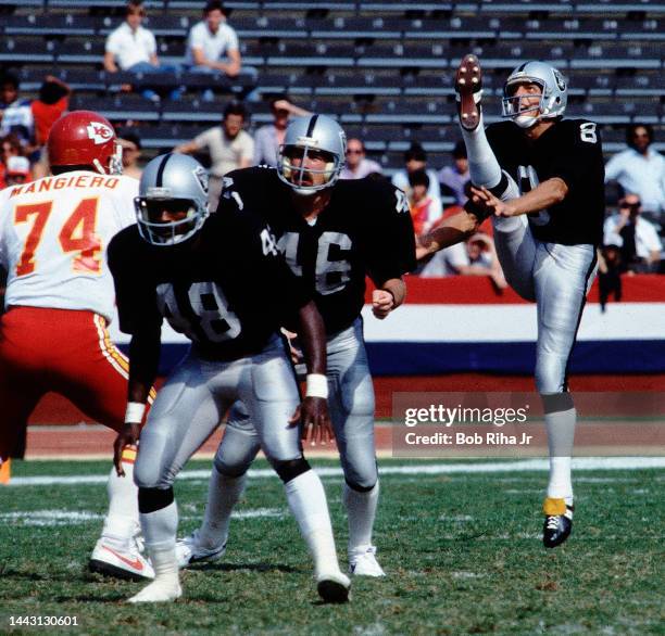 Los Angeles Raiders punter Ray Guy during game action against Kansas City Chiefs, October 9, 1983 in Los Angeles, California.