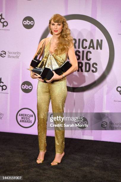 Taylor Swift poses in the press room at the 2022 American Music Awards at Microsoft Theater on November 20, 2022 in Los Angeles, California.