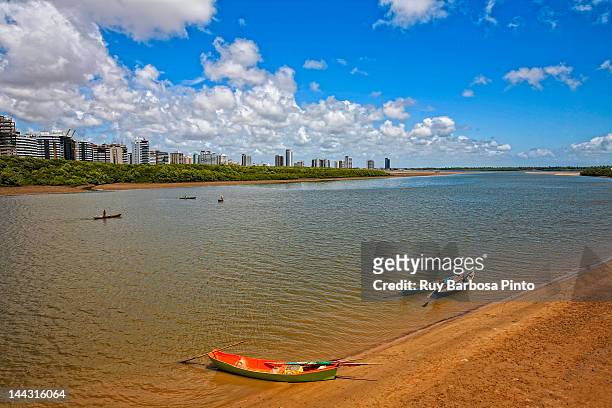 boats on sergipe river - brasil sergipe aracaju foto e immagini stock