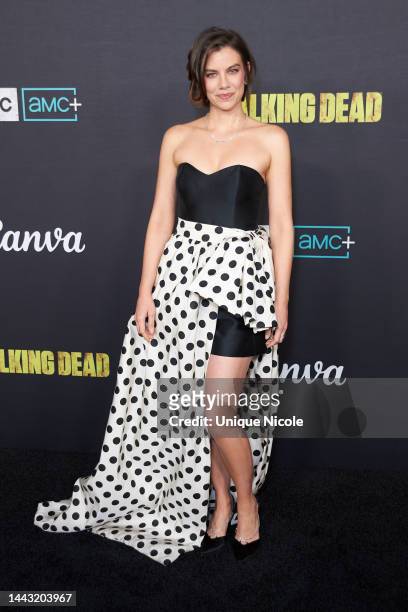 Lauren Cohan arrives at The Walking Dead Live: The Finale Event at The Orpheum Theatre on November 20, 2022 in Los Angeles, California.