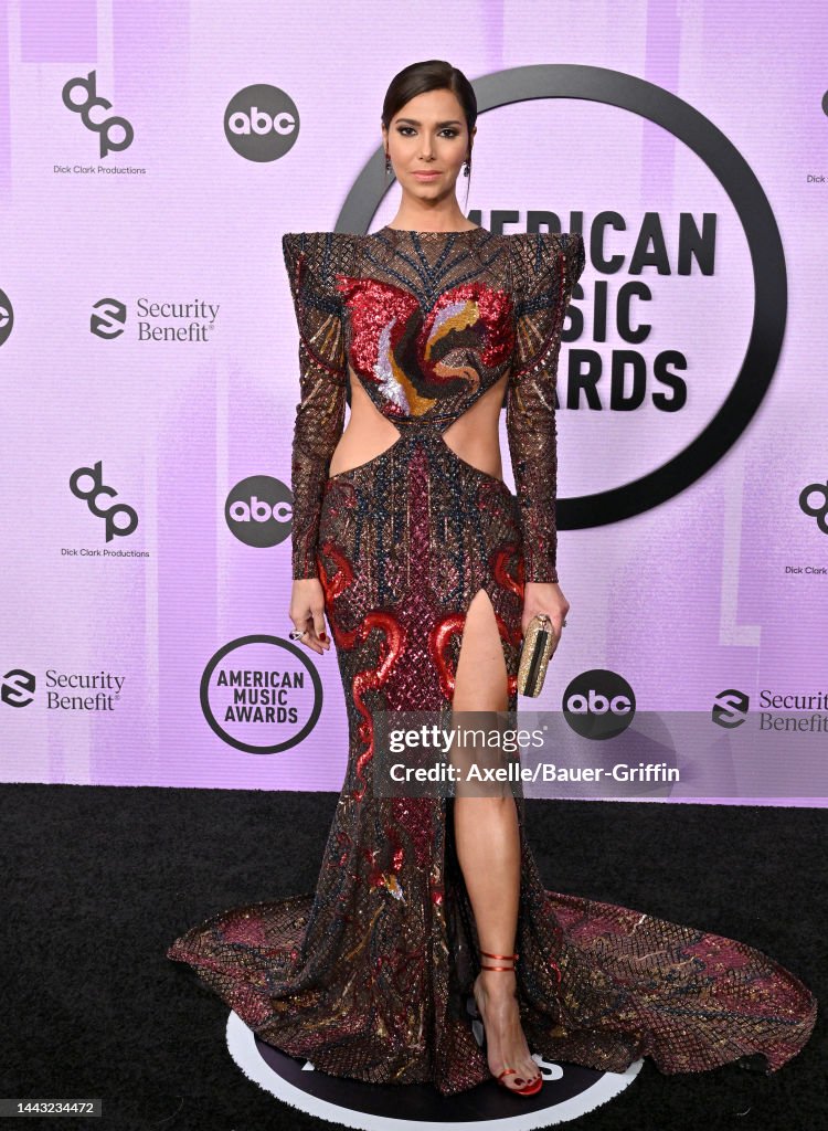 https://media.gettyimages.com/id/1443234472/photo/2022-american-music-awards-arrivals.jpg?s=1024x1024&w=gi&k=20&c=WA4aE3AMxp5EgXbgHG8BHuw2VFCk3ZUk5JdgZ8eVvFc=