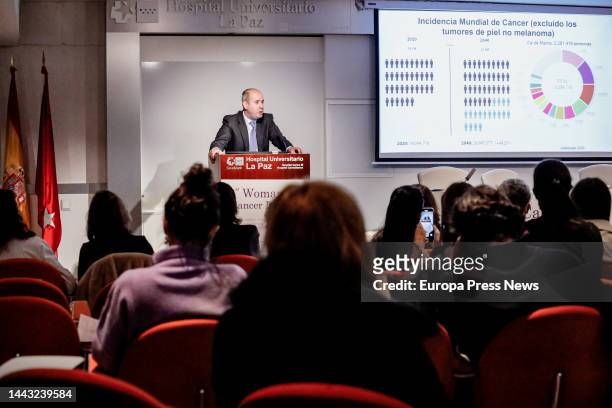 The director of the Breast Cancer program at the Oncology Institute of the Ruber Hospitals in Madrid, Javier Cortes, takes part in the debate...