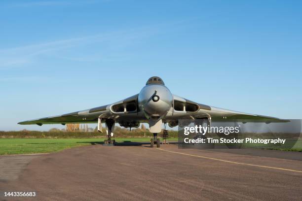 avro vulcan bomber aeroplane - vulcan plane stockfoto's en -beelden