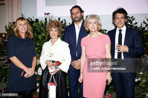 Gael Tchakaloff, Abnousse Shalmani, who received the Woman of Cultural Influence Award, Rodolphe Carle, Patricia Chapelotte and Thomas Misrachi...