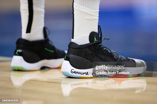 553 Bradley Beal Shoes Stock Photos, High-Res Pictures, and Images - Getty Images