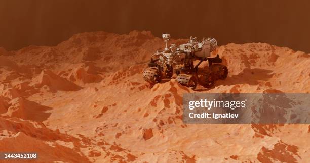 rover mars rendu en 3d sur mars - mars curiosity rover photos et images de collection