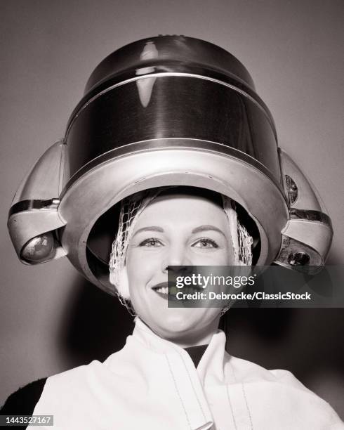 279 Vintage Hair Dryer Photos and Premium High Res Pictures - Getty Images 279 Vintage Hair Dryer Photos and Premium High Res Pictures - Getty Images