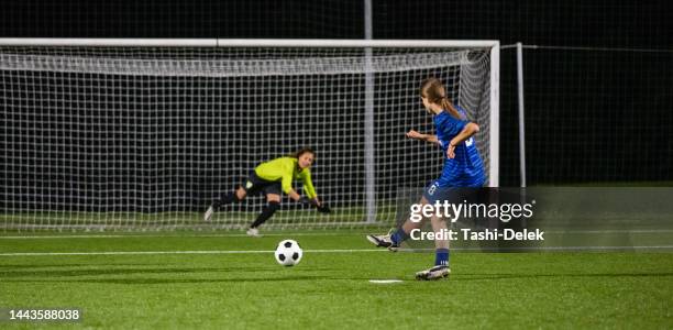Penality Penalty Kick Photos and Premium High Res Pictures - Getty Images