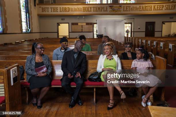 black congregation attend black baptist church service - ministry stock pictures, royalty-free photos & images