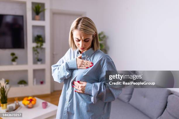 espero no encontrar un bulto - seno fotografías e im