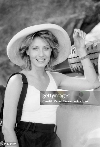 American actress Linda Kozlowski on the set of her new film 'Crocodile Dundee' in 1986 on location in the Northern Territory, Australia.