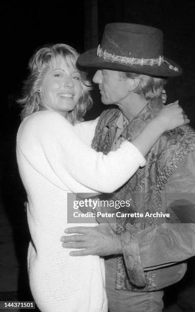 Actors Linda Kozlowski and Paul Hogan on the set of their new film 'Crocodile Dundee' in 1986 in New York City.