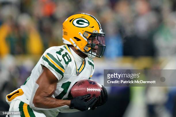 Randall Cobb of the Green Bay Packers runs with the ball against the Tennessee Titans in the first half at Lambeau Field on November 17, 2022 in...