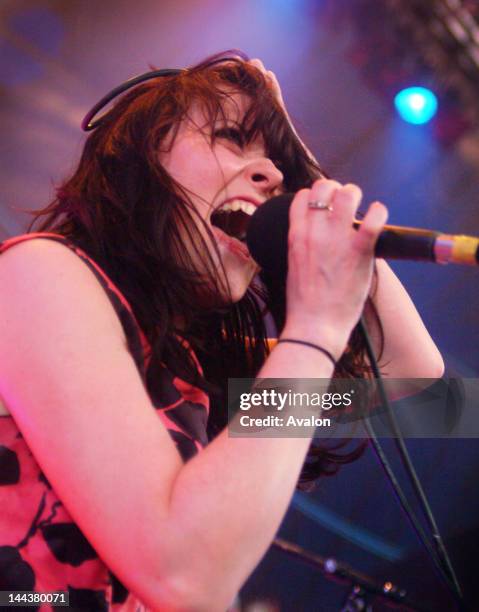 Sons and Daughters performing live at the Carling Weekend Music Festival in Leeds. 26th August 2005.; Job: 21355 Ref: ZB3061_166738_093CSS -...