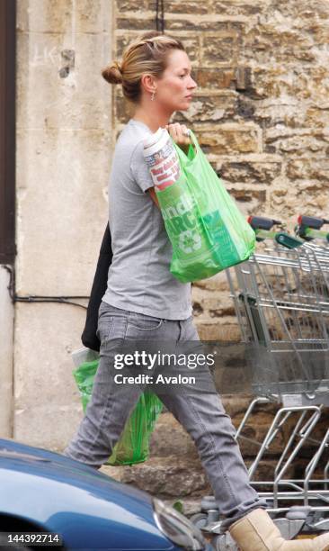 Kate Moss out shopping, News Photo