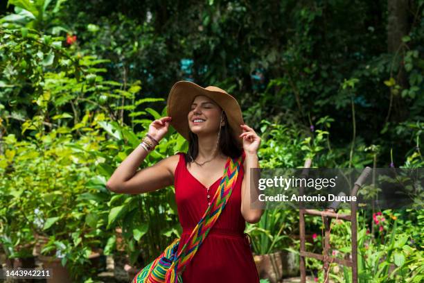 people traveling - amazon rainforest stock pictures, royalty-free photos & images