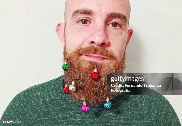 christmas balls in the beard - beard trimming stock pictures, royalty-free photos & images