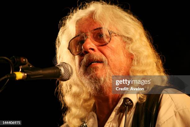 Folk Music Legend Arlo Guthrie Photos and Premium High Res Pictures Folk Music Legend Arlo Guthrie Photos and Premium High Res Pictures